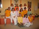 Abschlussfoto 2 jährige Yogalehrer-Ausbildung Yoga Vidya Westerwald - Gruppe Karlsruhe