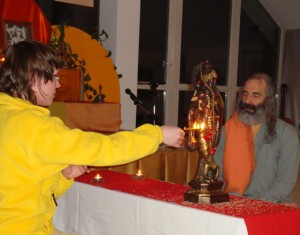 sumitra-puja1 sumitra-puja1