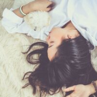 Mit einfachen Yoga Tipps richtig gut schlafen