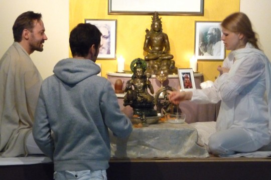 Puja Hanuman 2