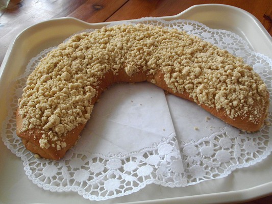 mohnkuchen-mohnstrudel-mit-streuseln-hefeteig