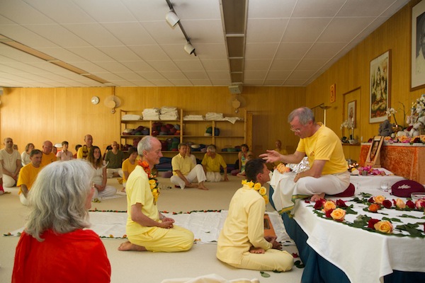 Brahmacharya Weihe2013071012