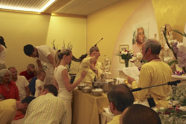 Puja im Allgäu Ashram
