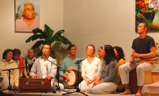 Sundaram mit Seminargruppe