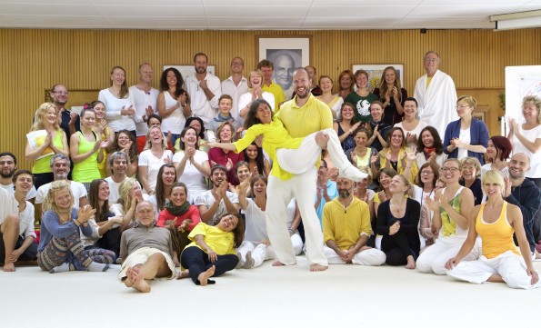 YLA August 2015 feiert