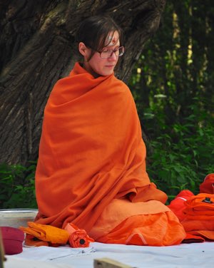 Swami Divyananda Saraswati