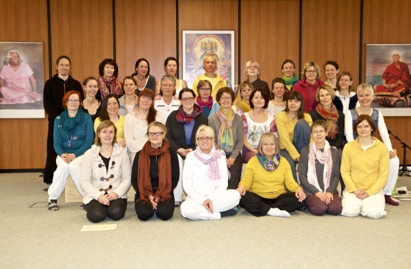 YinYoga-Abschluss2016