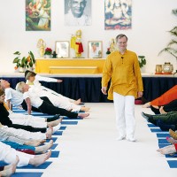 Yoga mit Sukadev