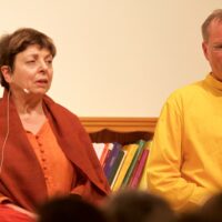 Swami Saradananda mit Sukadev in Bad Meinberg