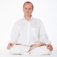 Sukadev leitet viele Seminare bei Yoga Vidya