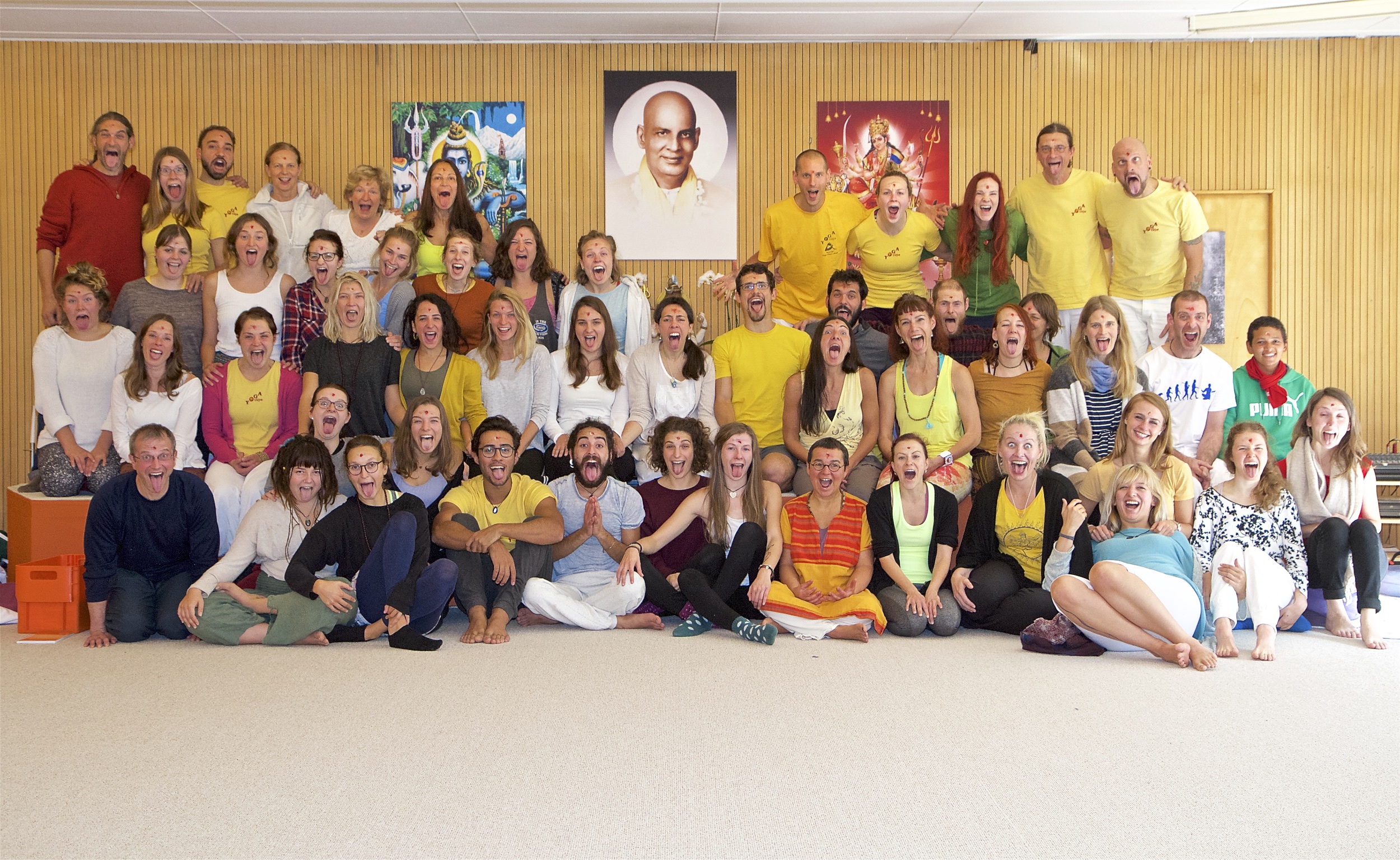 Abschlussfoto der vierwöchigen Yogalehrerausbildung im September 2017