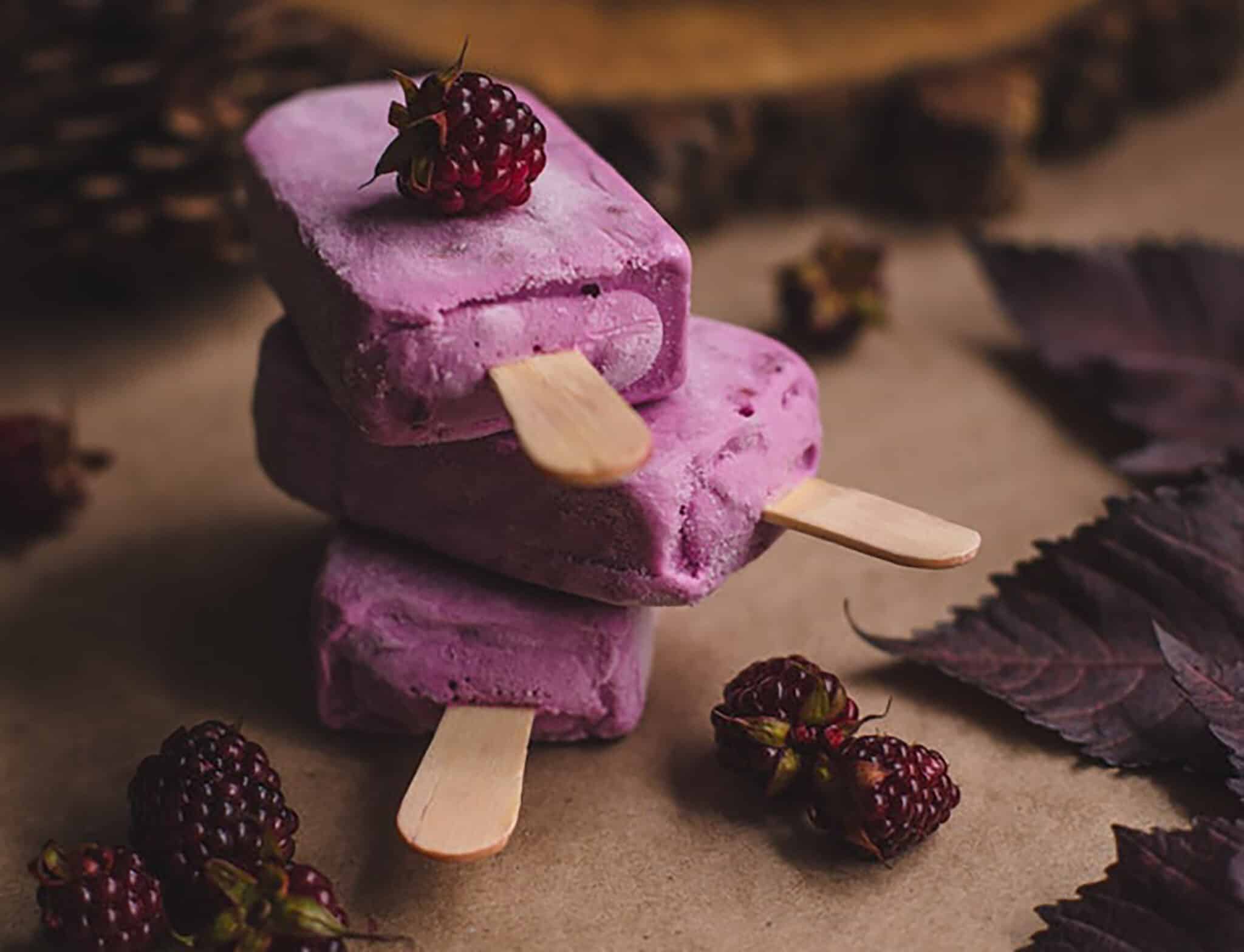Brombeer Eis