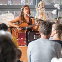 Frauke Richter singt