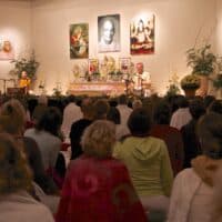 Satsang feiern ist wichtig im Hinduismus