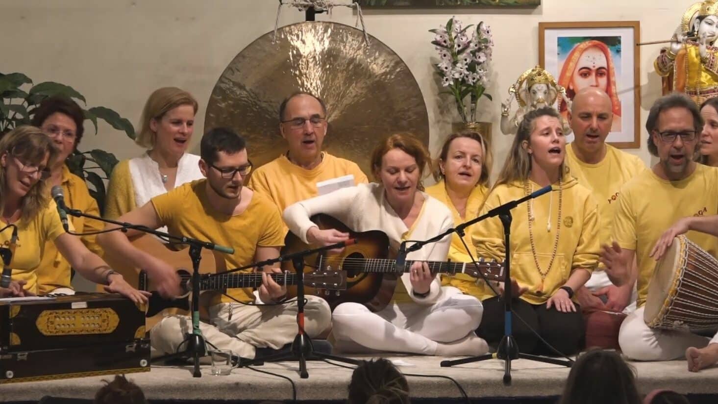 Yogalehrerinnen aus Münster und Schwerte