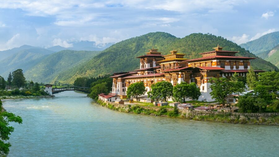 "Pungtang-Dechen-Photrang-Dzong" buddhistische Klosterburg in Bhutan