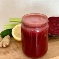 frischer roter Saft