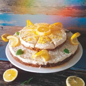 Walnuss-Zitronen-Rohkosttorte