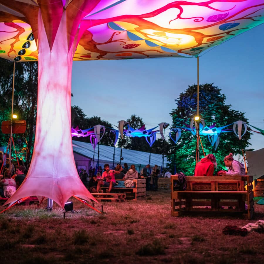 Xperience Festival 2019 Marketplace bei Nacht