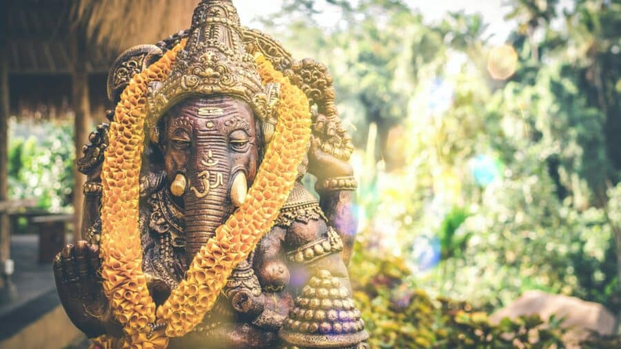 Om Gam Ganapataye Namaha ist Ganeshas Mantra
