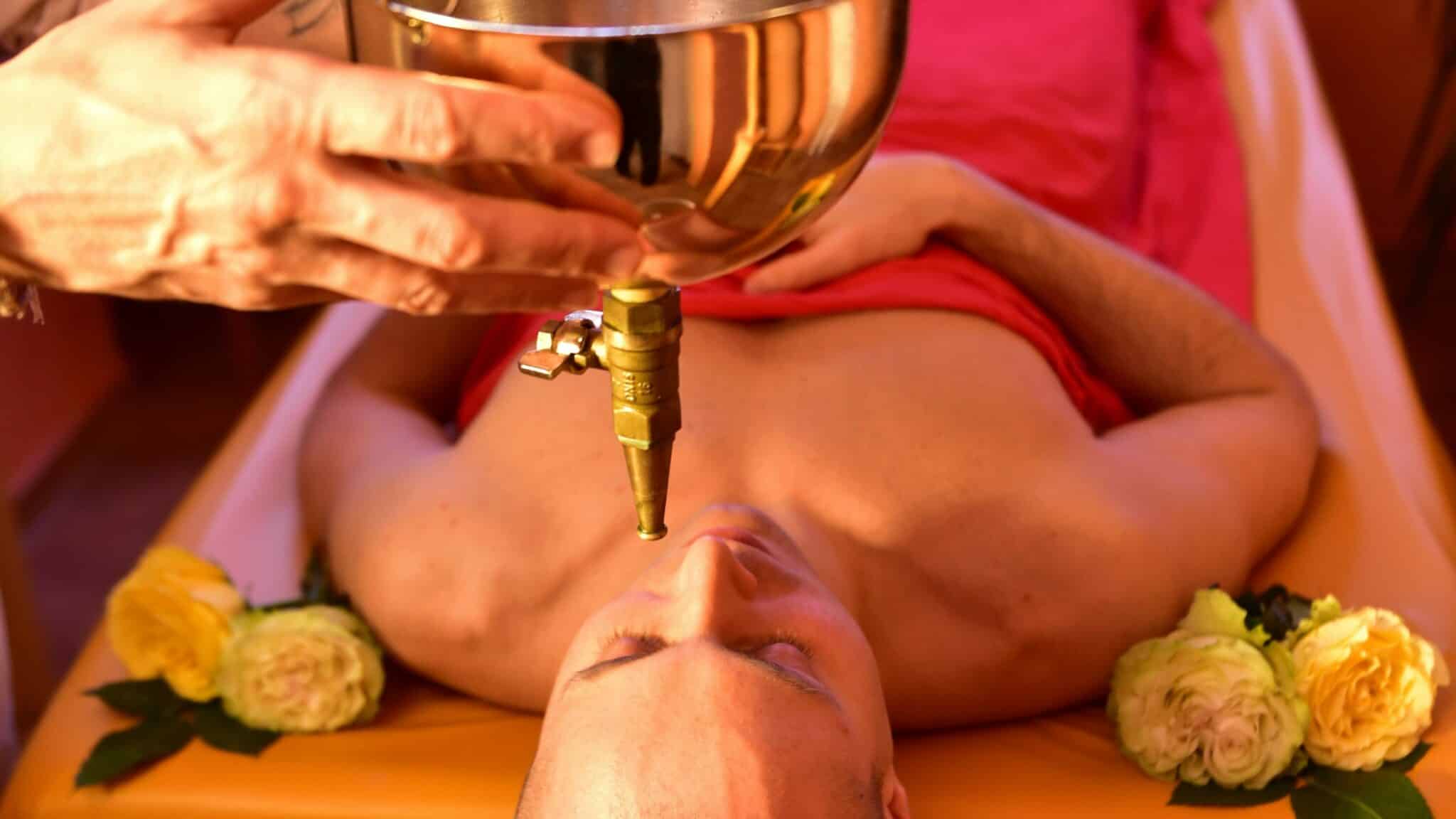 Panchakarma Stirnguss