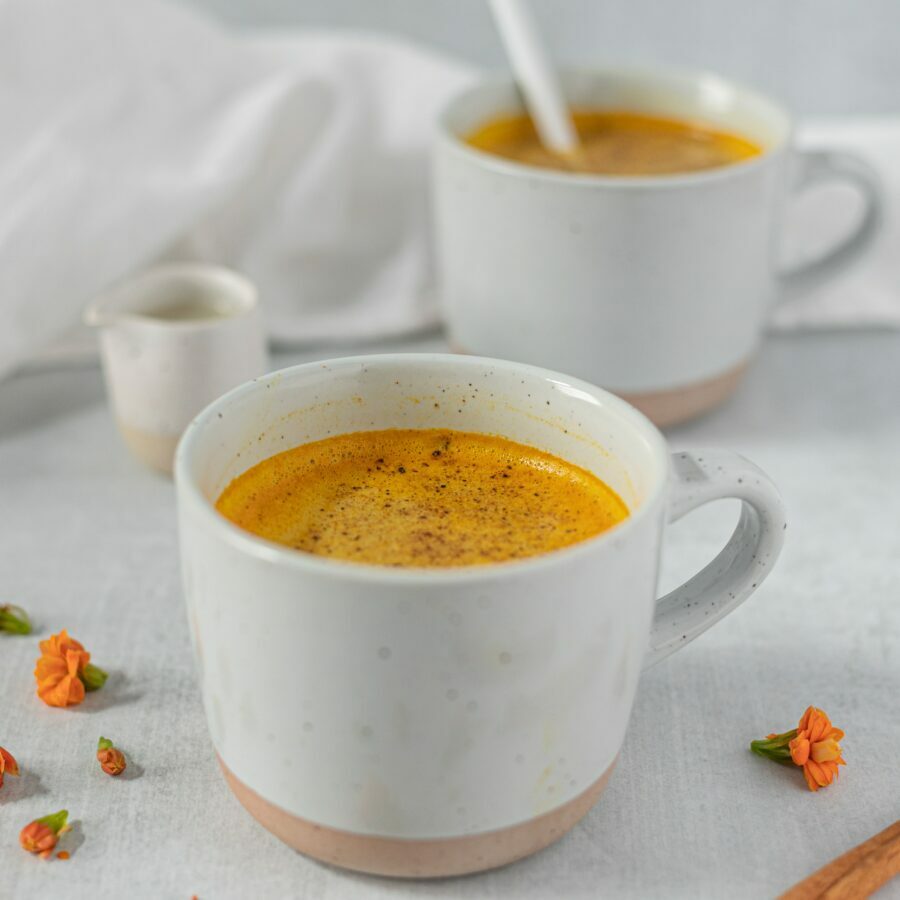 Vegane-Goldene-Milch, Dharana-Morgenroutine