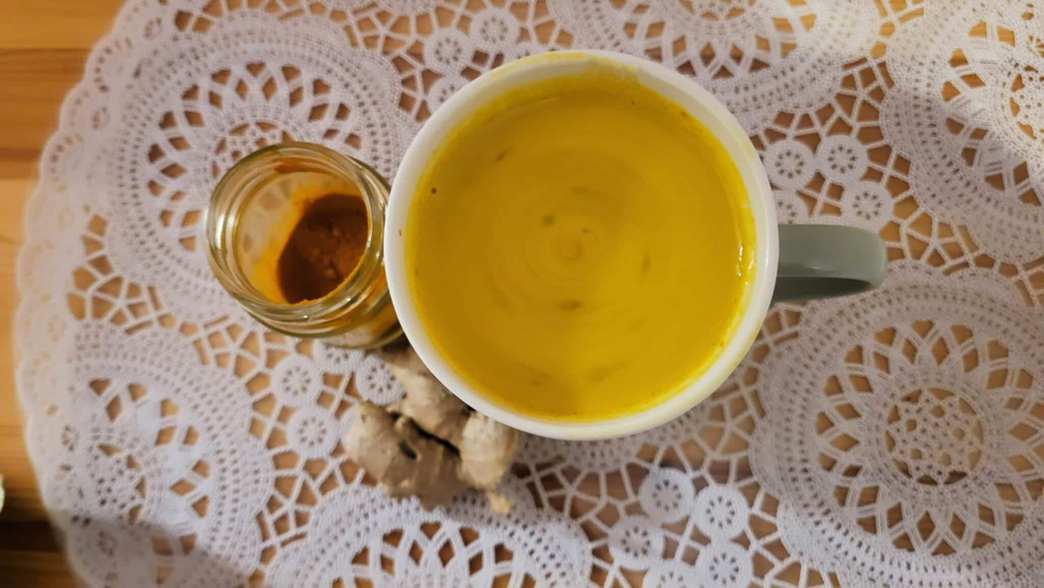 Vegane Goldene Milch – der ayurvedische Heiltrank