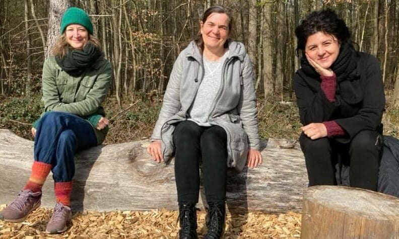 Diana Ivanova, Eva Kieselbach und Heike Riekenbrauck - 3. Platz des Yoga Vidya Preis für Innovation und Nachhaltigkeit 2021