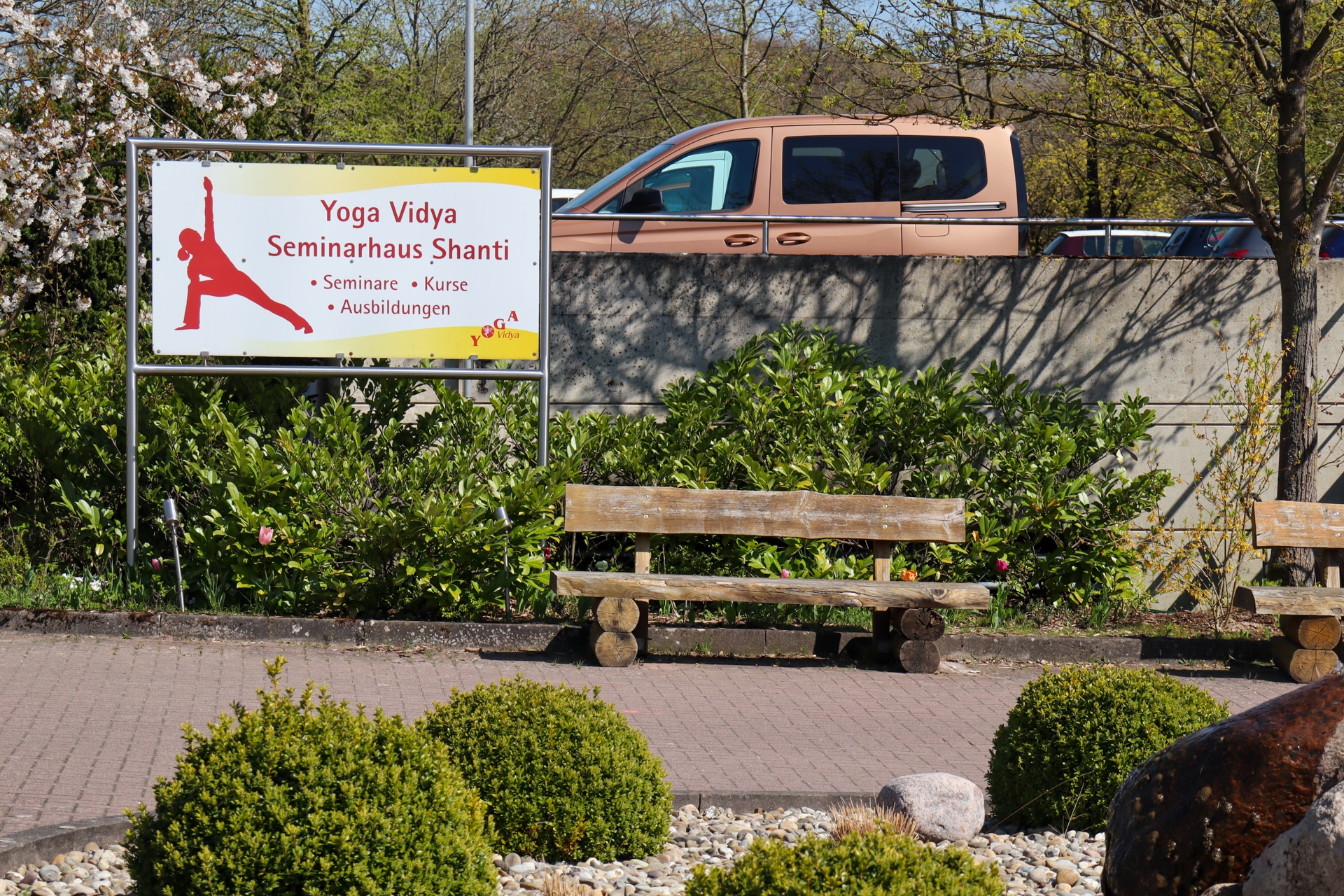Willkommen bei Yoga Vidya Bad Meinberg
