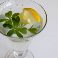 Alkoholfreie Maibowle