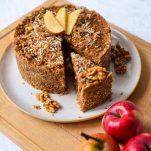 Roh-veganer Apfelkuchen