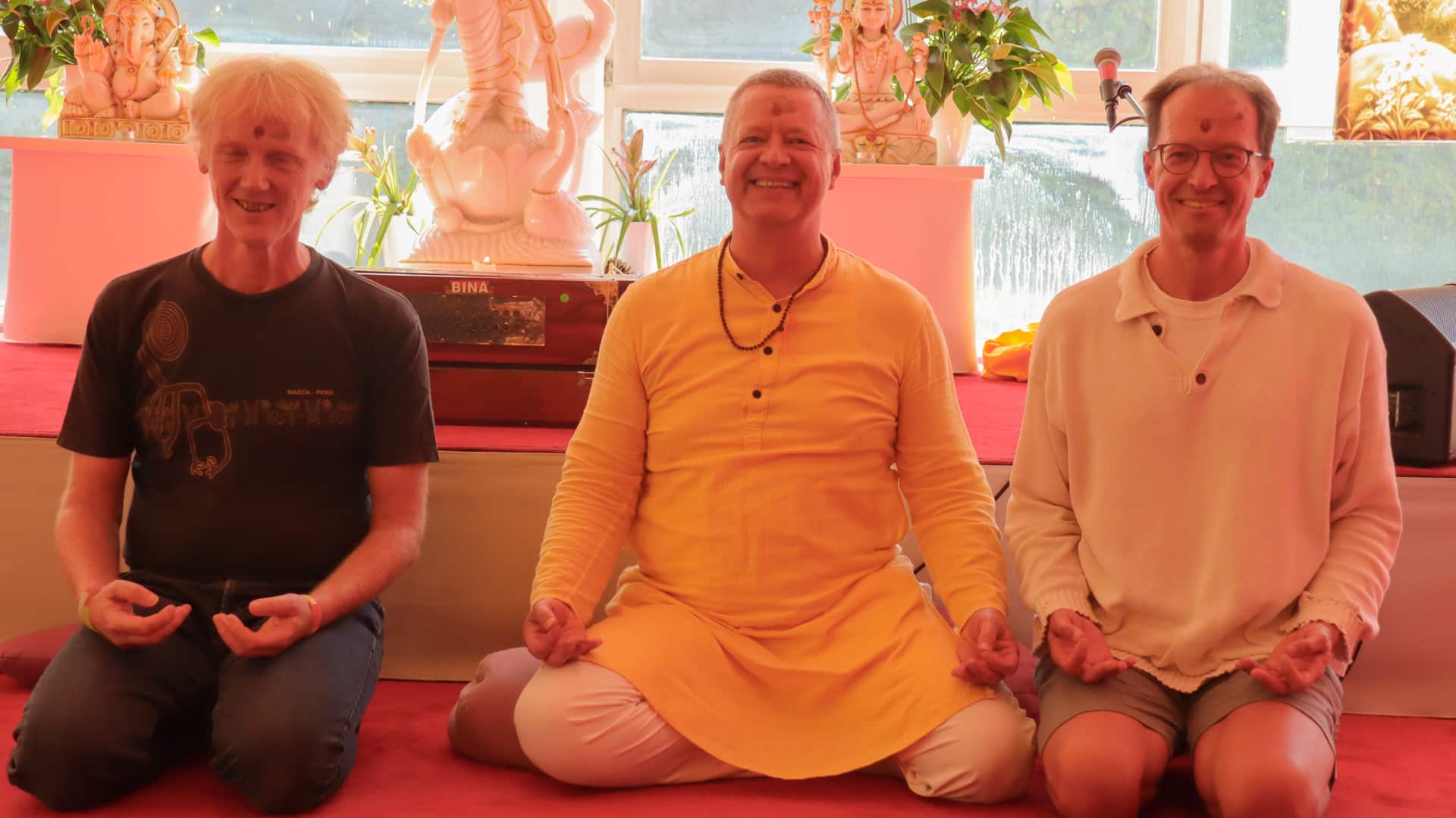 Neue Sevakas - Gunther, Narendra und Stefan