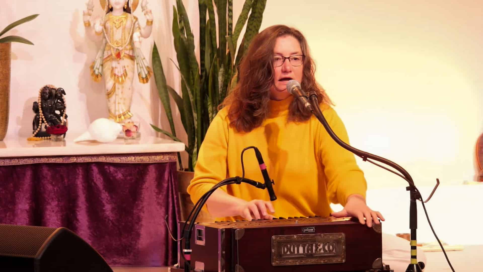 Katyayani im Satsang