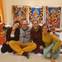 Navaratri Team Navaratri-Erfahrungen