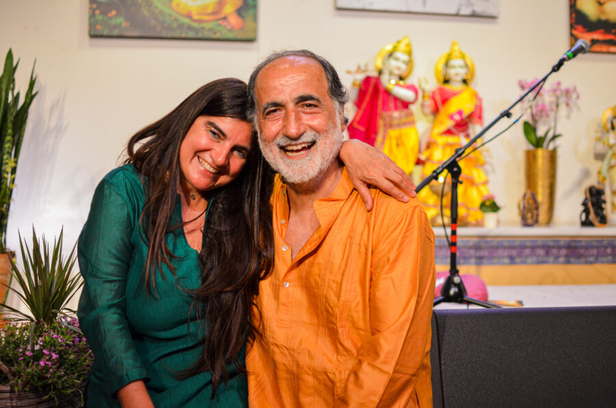 Satya und Pari
