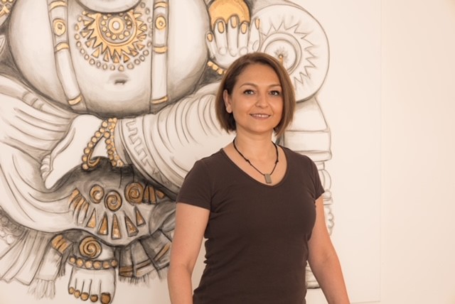 Yogalehrerin Nese von Yoga Vidya Arnsberg