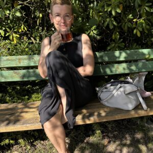 Yoga Urlaub mit Kind im Ashram, Tee trinken