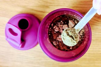 DiY-Proteinshake: Pulver in Shaker