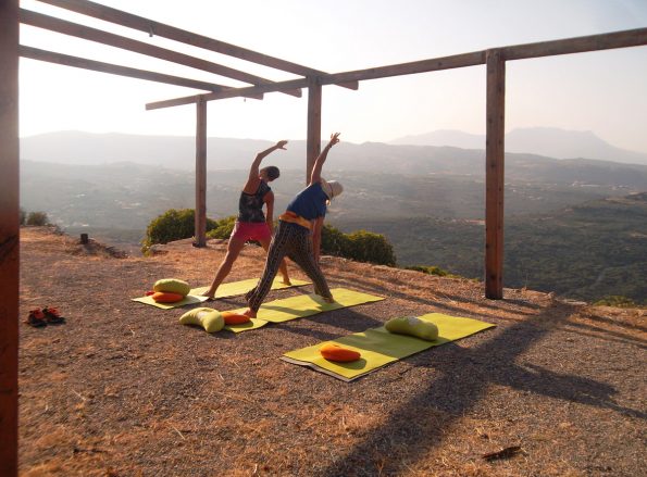 Private Yogaplattform in den Bergen, 360° Rundumsicht
