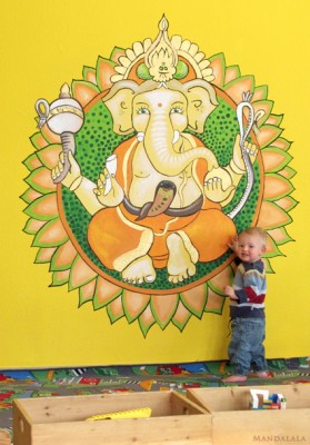 Ganesha Kinderebene Yoga Vidya