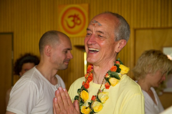 http://www.wiki.yoga-vidya.de/Brahmacarya