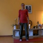 yogavideoentspannen-im-stehen-yoga-jetzt