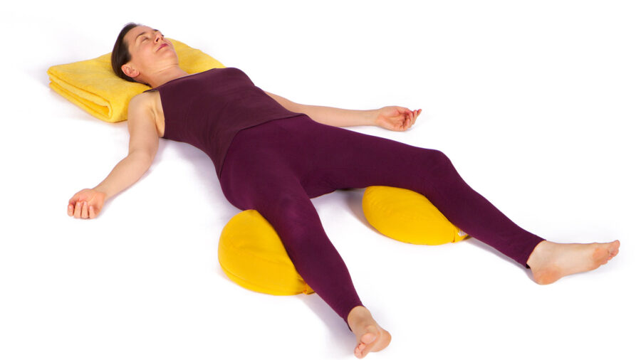 Nach dem Yoga solte der untere Rücken zusätzlich entspannen