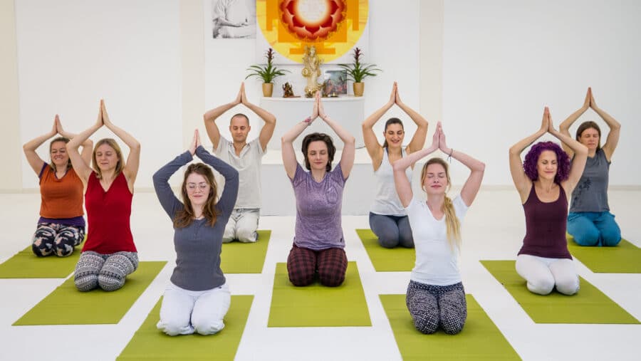 Yogalehreraubsildung